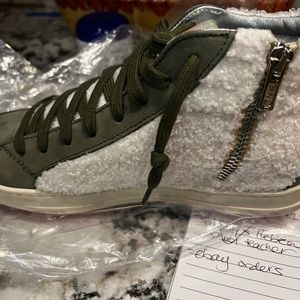 P448 mid tops size 36 BRAND NEW